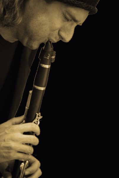 Dan Magay playing clarinet